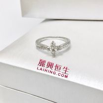18K白金鑽石戒指