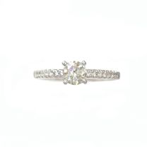 18K 白金鑽石戒指