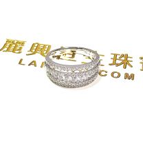 18KW Diamond Ring