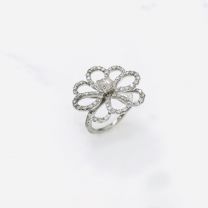 18K白金鑽石戒指